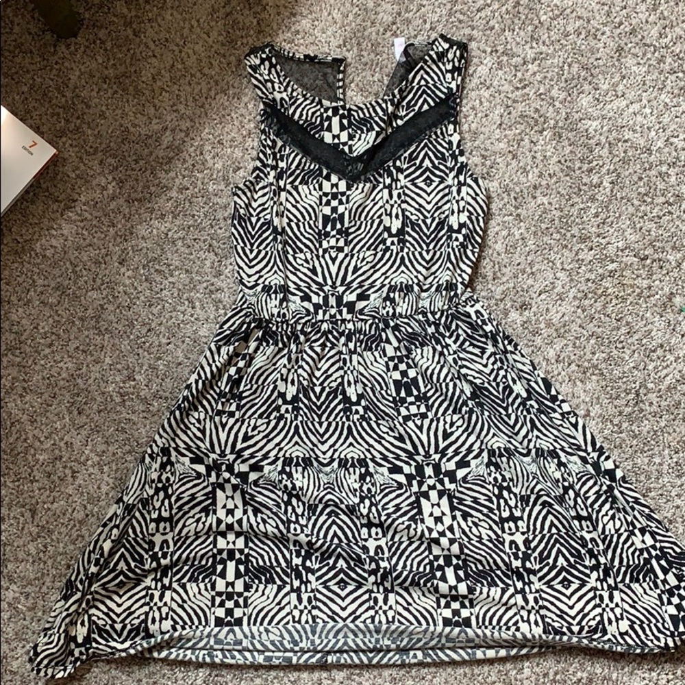 Black and white printed Dress